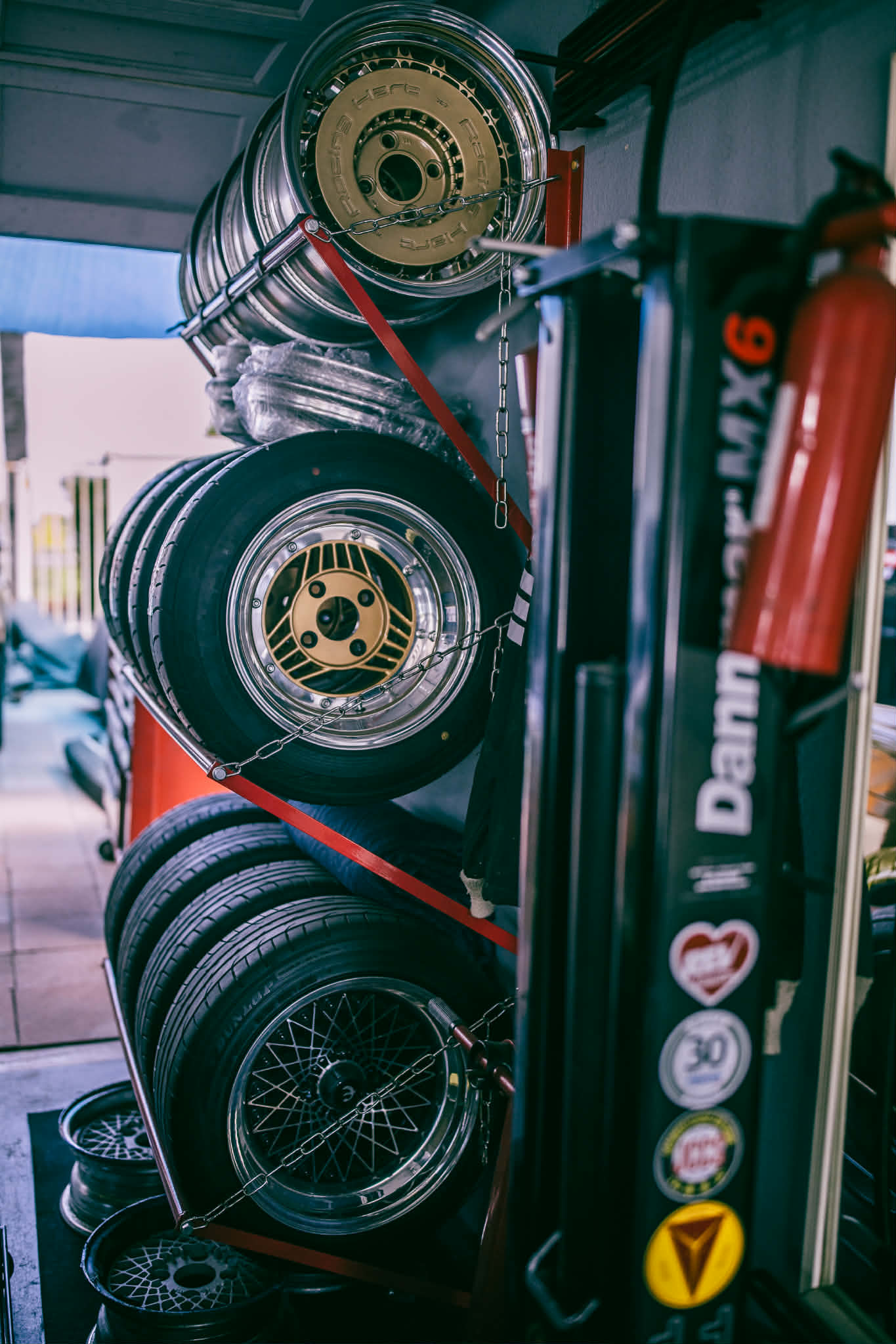 The Niznotec Sticker